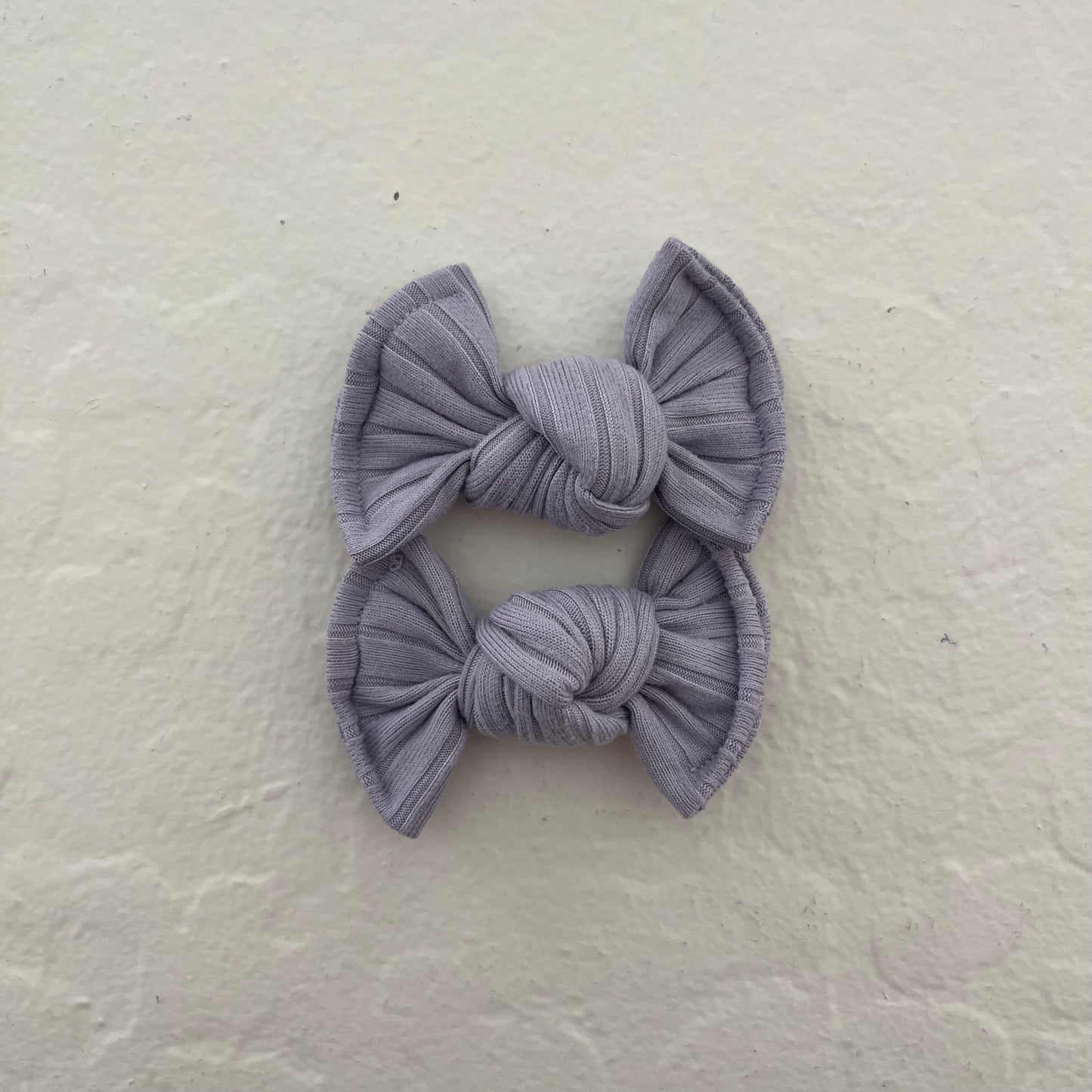 Lavender Ribbed Piggy Clips